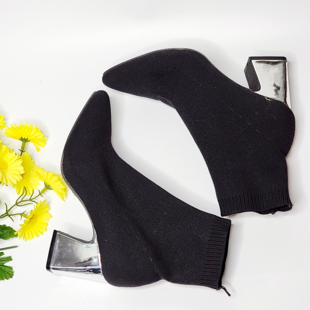 NWOT Forever 21 Size 5.5 Pointy Toe Elastic Ankle Boots - Picture 5 of 5